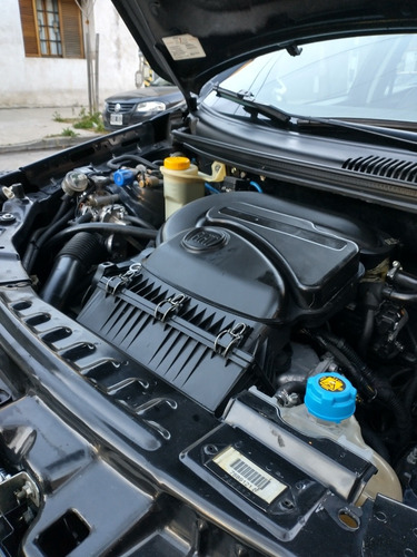 Imagen 4 de 13 de Fiat Grand Siena 1.4 Attractive 87cv 2013