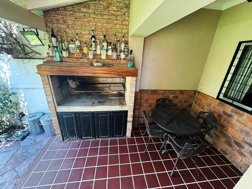 Casa En Venta En Victoria!