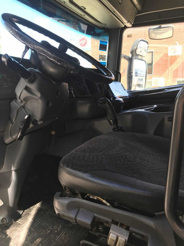 Imagen 5 de 10 de Scania 330 2006 114