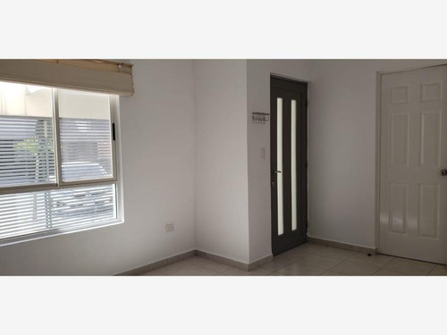 Imagen 7 de 12 de Casa Sola En Renta Las Lomas Sector Jardines