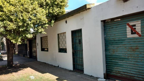 Imagen 2 de 4 de Casa Para 2 Familias En Venta En Ituzaingo Norte