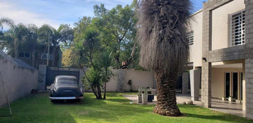 Imagen 5 de 14 de Venta De Casa Racionalista En Harás Miriam - Zapala 4178