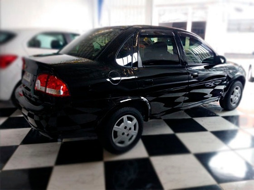 Classic Ls 1.0 2011/2012 ***com Apenas 65.106 Km***