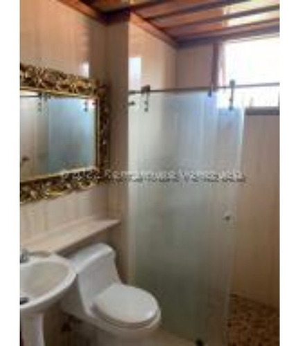 Imagen 8 de 22 de #23-605 Lindo Y Comodo Apartamento En Lomas Del Sol