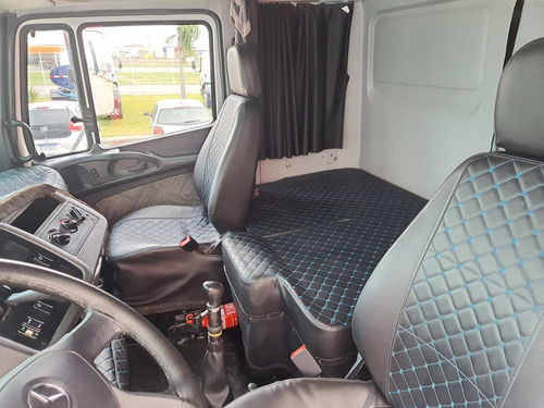 Imagem 10 de 15 de Mercedes-benz Atron 1635 S