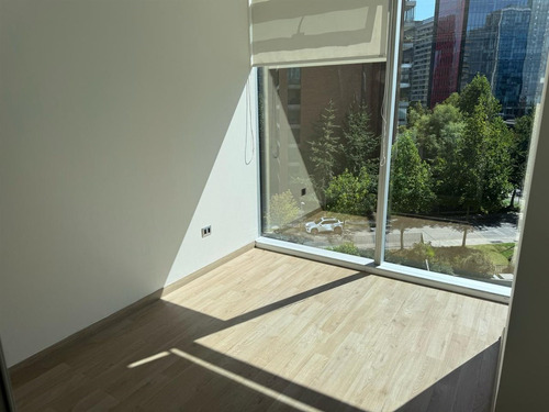 Edificio Quantum En Mejor Sector De Negocios De Las Condes