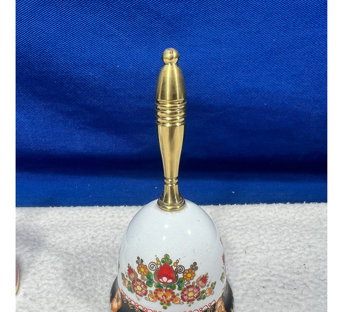 Antiguas Campanas Campanitas De Porcelana Selladas (Usado)