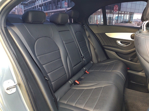 Imagen 19 de 25 de Mercedes Benz C 250 2017 Avantgarde Amg Line C250 Abasto Mot