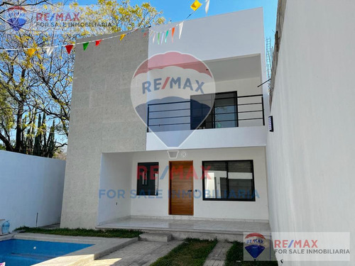 Venta De Casa En Pedregal De Las Fuentes, Jiutepec, Morelosclave  4764