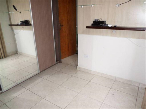 Imagem 22 de 30 de Triplex Sobrado Novo Com 02 Dormitórios 01 Suíte 02 Banheiros Condomínio Fechado Na Vila S. Jorge São Em Vicente Imóvel Este Bem Grande Com 110 M2 Util É Bem Arejado Iluminado Com Churrasqueira Próxi