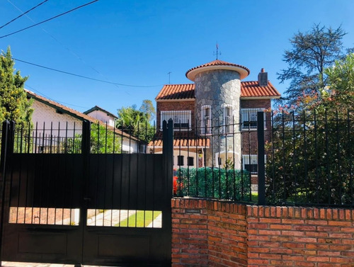 Imagen 1 de 17 de Casa En Venta En Muñiz