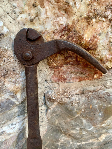 Antigua Herramienta Para Sacar Clavos (Usado)