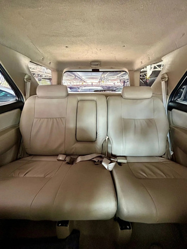 Toyota Hilux SW4 2.7 SR 4X2 16V FLEX 4P MANUAL