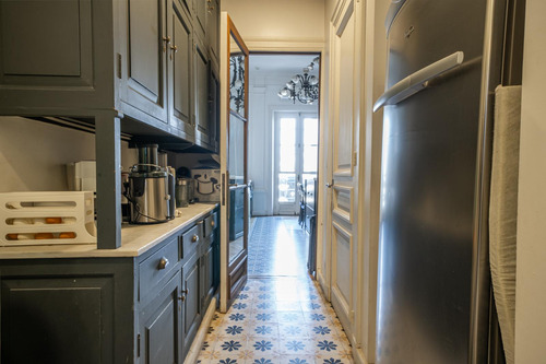 Departamento En Venta En Recoleta - 6 Ambientes