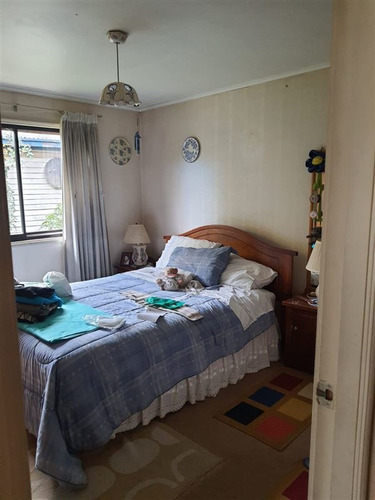 Imagen 10 de 18 de Casa En Venta De 4 Dorm. En Valdivia Hermosa Vista Al Parque