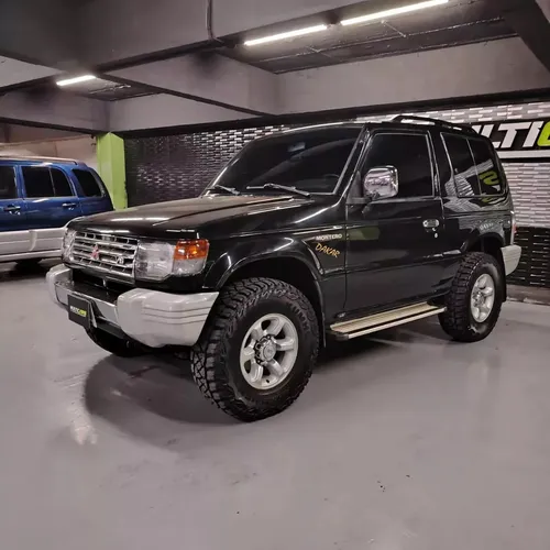 Mitsubishi Montero Dakar