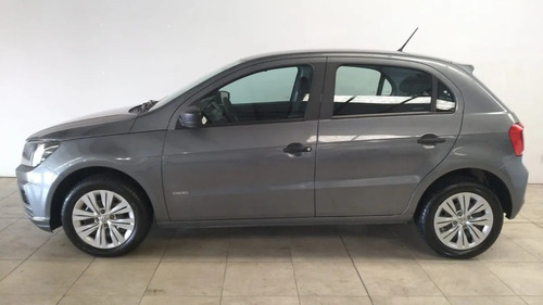 Imagen 3 de 10 de Volkswagen Gol Trend 1.6 Trendline 101cv 2021