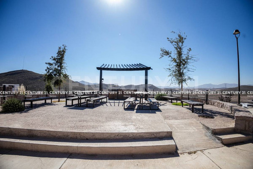 Casa En Venta En Fraccionamiento Condesa Rejón, Chihuahua Chih.