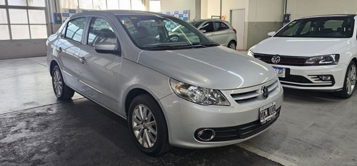 Volkswagen Voyage 1.6 Highline 101cv