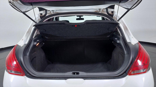 Imagen 20 de 22 de Peugeot 308 1.6 Allure