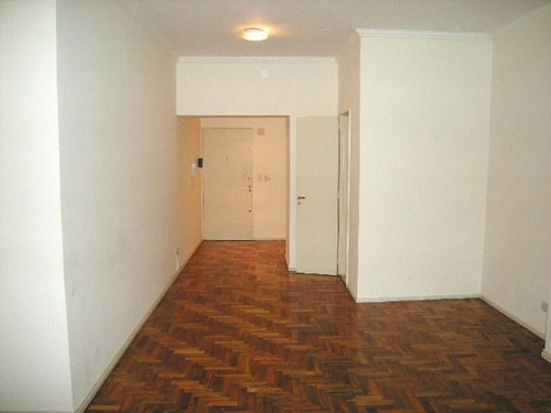 Imagen 7 de 8 de Oficina En Montevideo Al 500 - Impecable - Centro (tribunales)