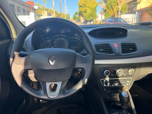 Renault Fluence 2.0 Dynamique