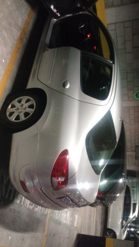Peugeot 207 Passion 1.4 Xr Flex 4p 2013