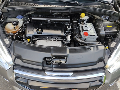Peugeot 208 2014 1.6 Allure