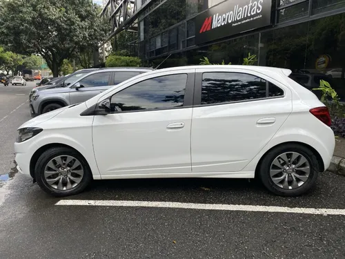 Chevrolet Joy 1.4 Hatch Back 2022