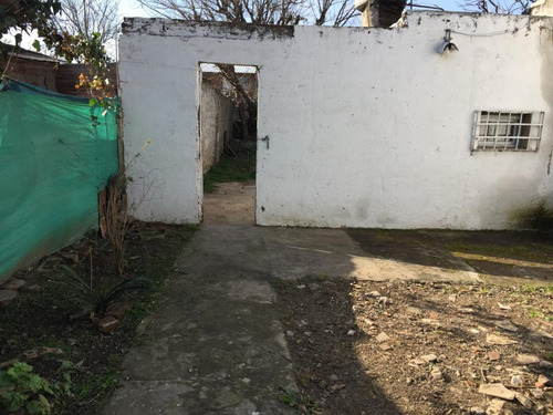 Imagen 6 de 11 de Venta Lote Terreno Con Casa A Refaccionar Merlo