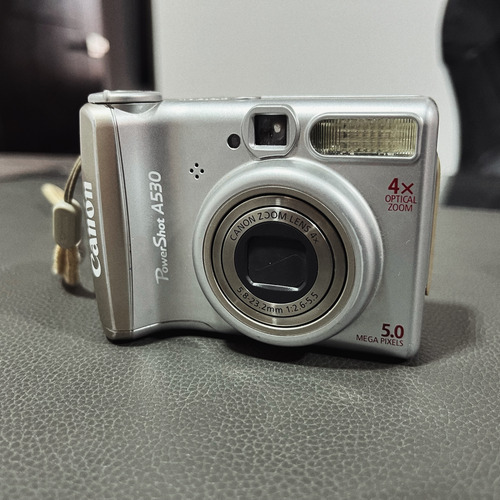 Canon Powershot A530 (Usado)