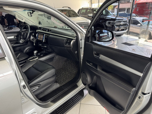 Toyota Hilux 2.8 SRV 4X4 CD 16V DIESEL 4P AUTOMÁTICO