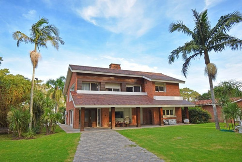 Imagen 1 de 16 de Casa En Venta De 6 Dormitorios En San Rafael