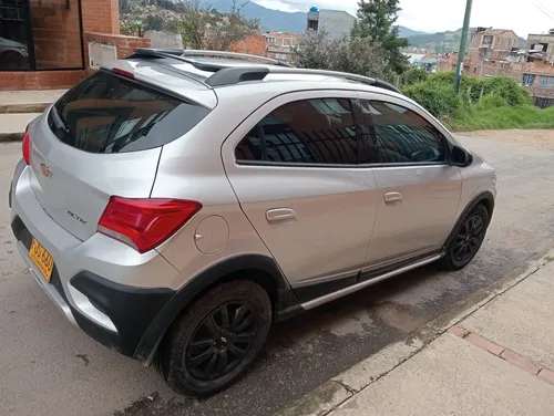 Chevrolet Onix 1.4 Ltz 5 p