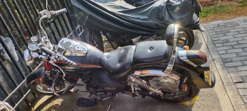 Moto Um Custom Chopper Renegade, Soat & Tecnomecanic Al Día.