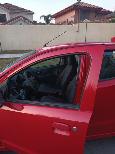 Imagen 4 de 18 de Suzuki Celerio Gt 1.0 Ret
