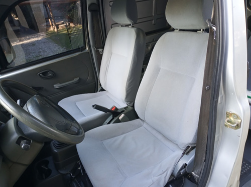 Camioneta Furgón Mini Van Go Now