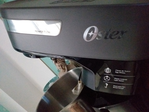 Batidora Oster Planetaria Modelo 3711 Un Uso Excelente Negro 50 Hz (Usado)