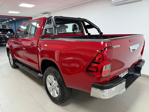 Toyota Hilux Pick-Up 2.8 Cd Srv 177cv 4x2