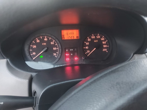 Renault Sandero 1.6 Authentique Hi-torque 5p