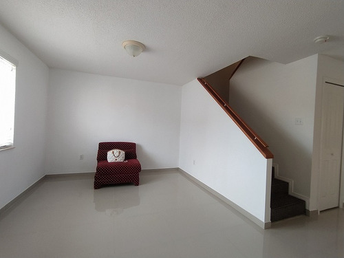 Imagen 3 de 15 de Moderno Town House Ubicado En La Terranova Porlamar Villas