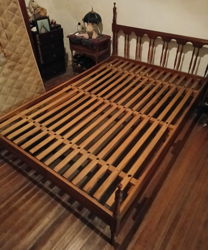 Cama 2 Plazas Matrimonial Antigua De Madera Marrón 130x200 Marrón Antiguo Clásico (Usado)