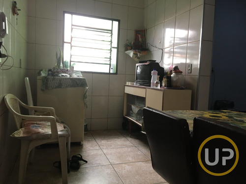 Imagem 7 de 15 de Casa Em Glória - Belo Horizonte - 11158