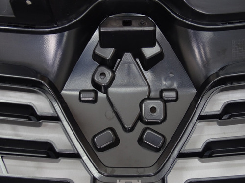 Máscara Frontal Renault Symbol 2018-2021 (sin Logo)
