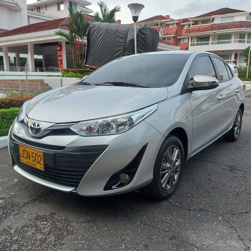 Toyota Yaris Xs Automático 