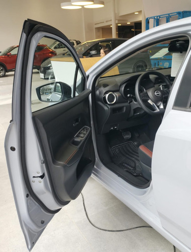 Nissan Versa 1.6 Sr Cvt