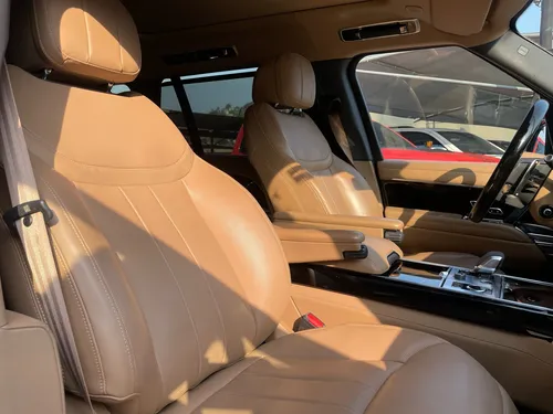 Land Rover Range Rover 2023