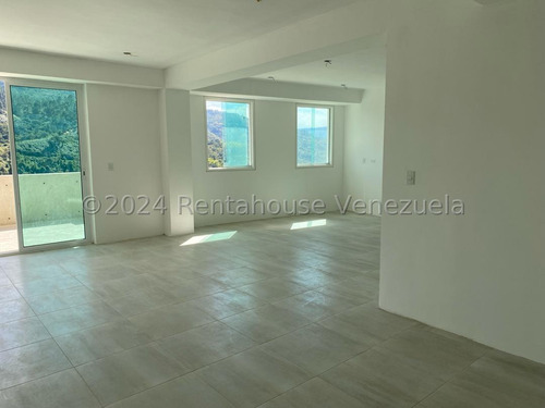 La Tahona, Sector La Escondida !! A Estrenar Bello Y Amplio Apartamento En Obra Blanca, 151.55 M2 + Terraza Externa De 36.89 M2, 1 Hab., 3 Baños. Falta Instalar Cocina. Increíble Vista A La Montaña!!