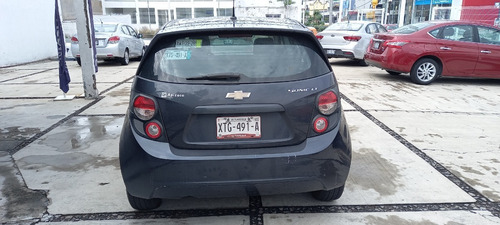Imagen 7 de 12 de Chevrolet Sonic Lt Std Hatchback 2016