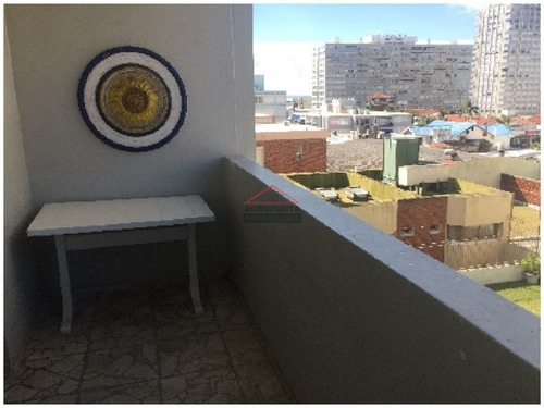 Apartamento En Peninsula, 1 Dormitorios *- Ref: 2974